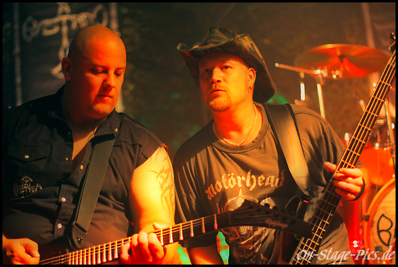 Thanks to JuLe for the pics!