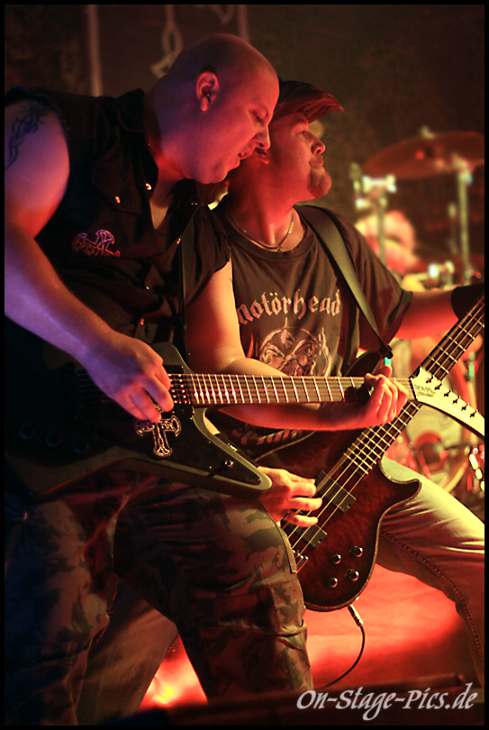 Thanks to JuLe for the pics!