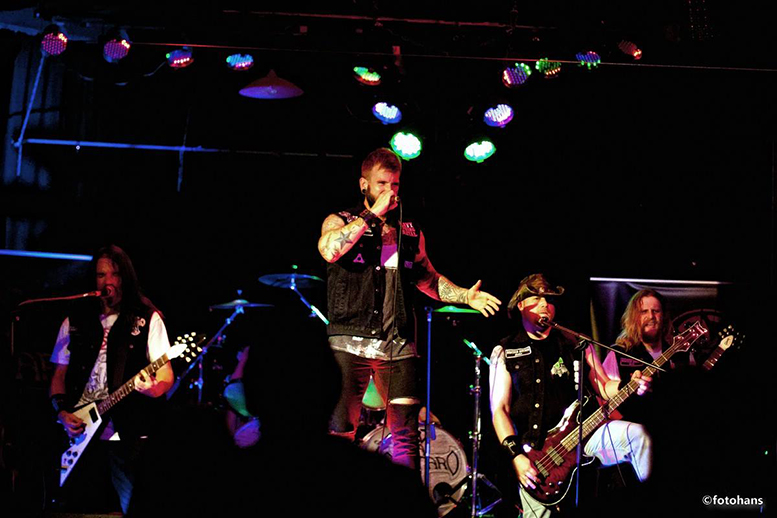 Thanks to Hans for the pic!