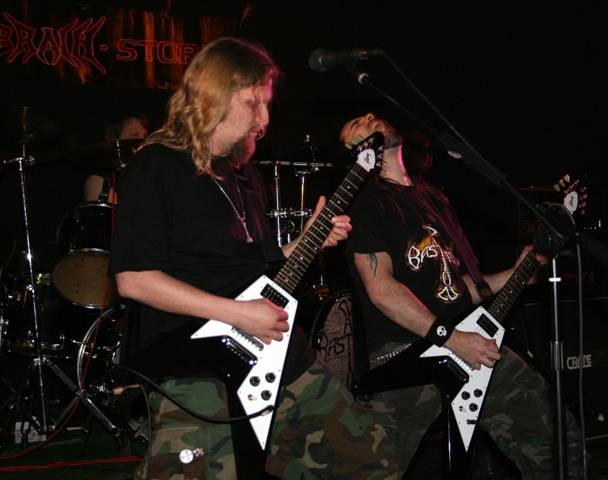 Thanks to Dirk F. for the pics!