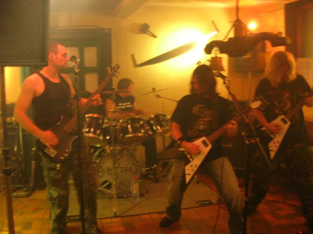 Thanks to Chrissi for the pics!