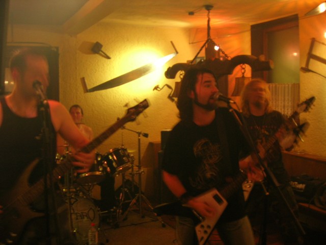 Thanks to Chrissi for the pics!